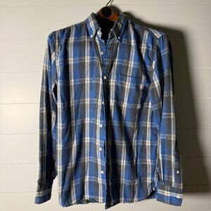 Brandy Melville Long Sleeve Flannel Shiirt Blue, White, Dark Gray Plaid;